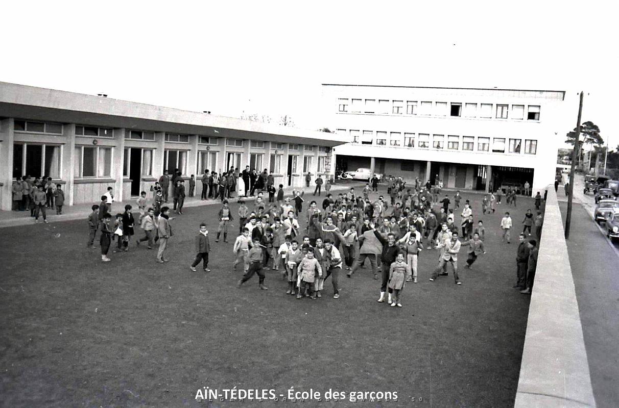 756- Ain-Tedeles - Ecole garcons.jpg